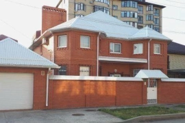 Дом 248 кв.м.. 6 сот.