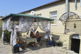 Дом  370 кв.м., 10 сот.